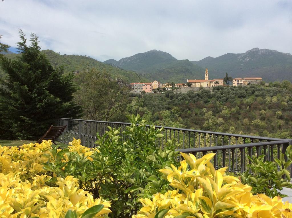 L'Acacia B&B Pietra Ligure Luaran gambar
