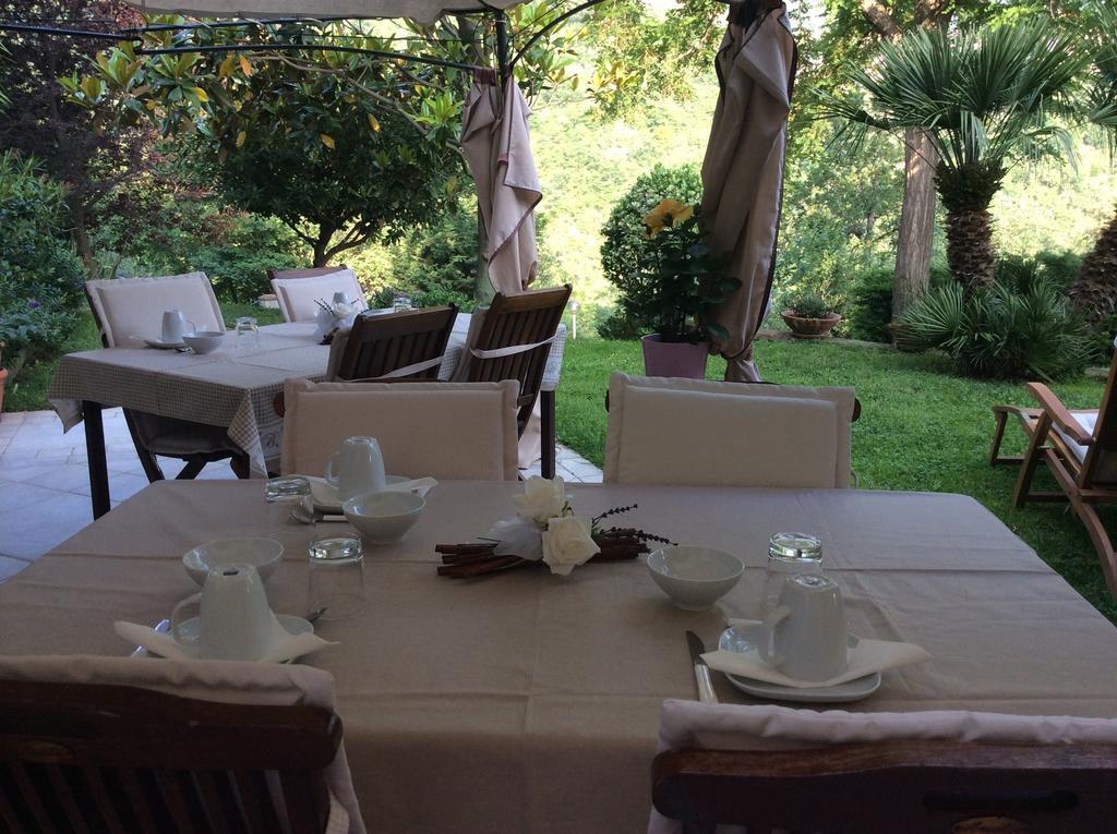 L'Acacia B&B Pietra Ligure Luaran gambar