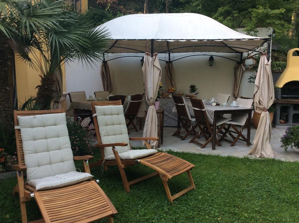 L'Acacia B&B Pietra Ligure Luaran gambar