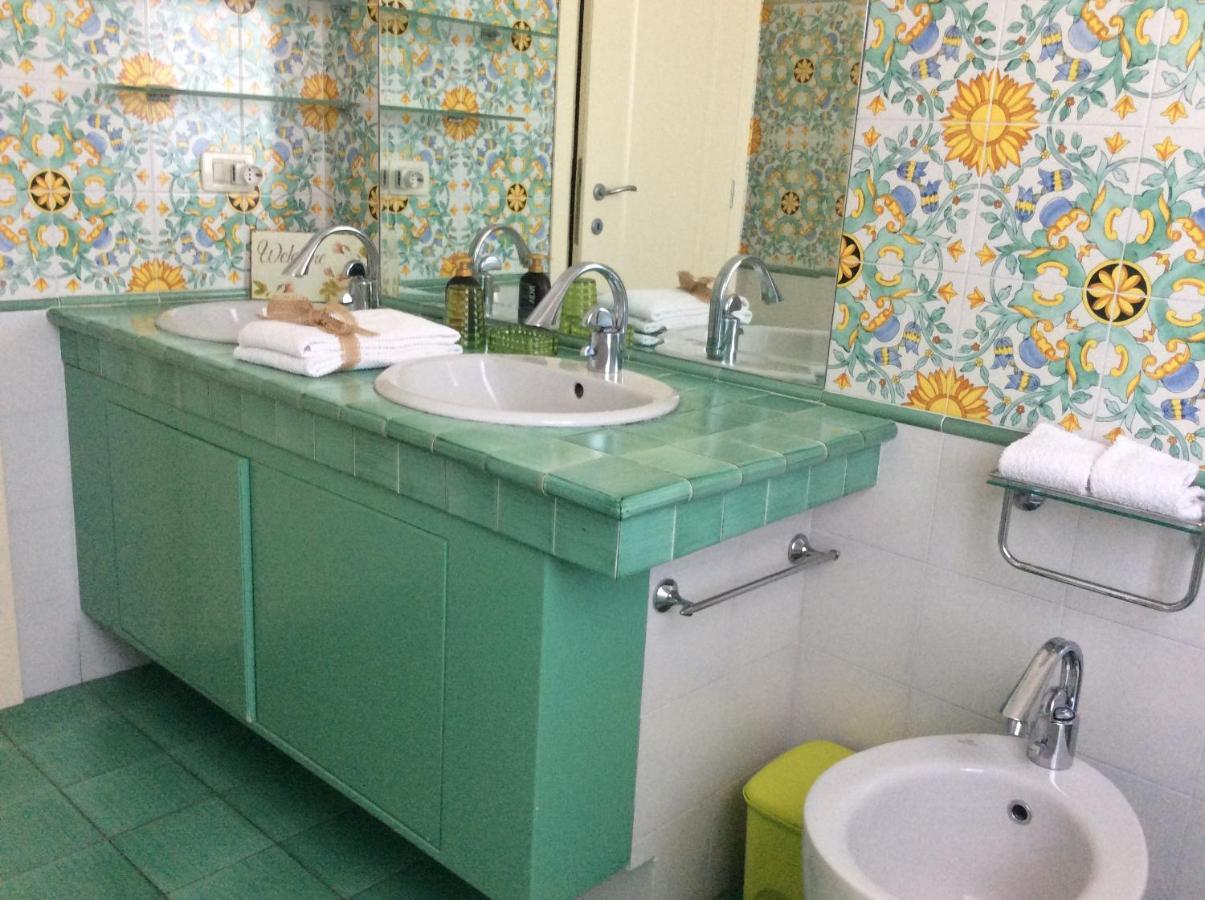 L'Acacia B&B Pietra Ligure Luaran gambar